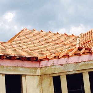Oprava strechy Topoľčianky